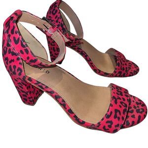 Torrid Womens Size 7 Wide Animal Print Heels Sandals Red Black Open Toe